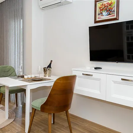 Apartmán Stylish 1br Steps From Sea Garden I By Flat Mаnager *
