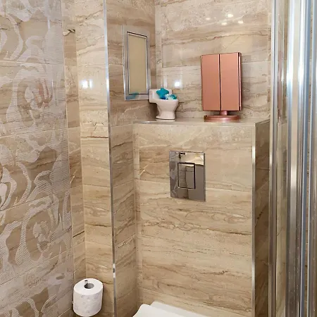 Apartment Stylish 1br Steps From Sea Garden I By Flat Mаnager Varna