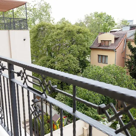 Stylish 1br Steps From Sea Garden I Apartment Varna