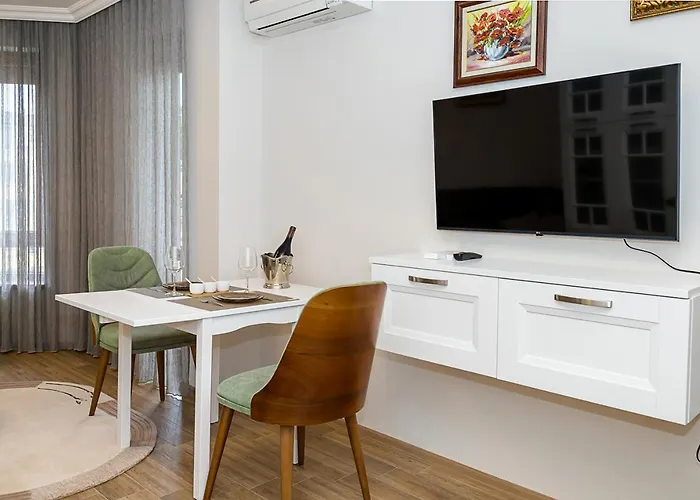 דירה Stylish 1br Steps From Sea Garden I By Flat Mаnager *