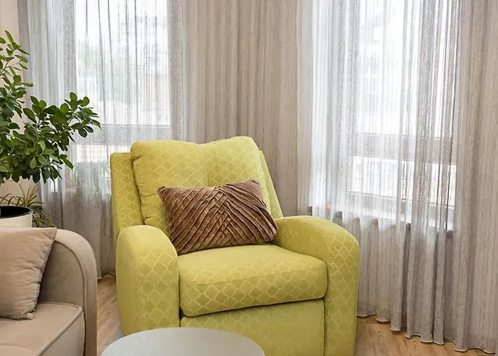 דירה Stylish 1br Steps From Sea Garden I By Flat Mаnager