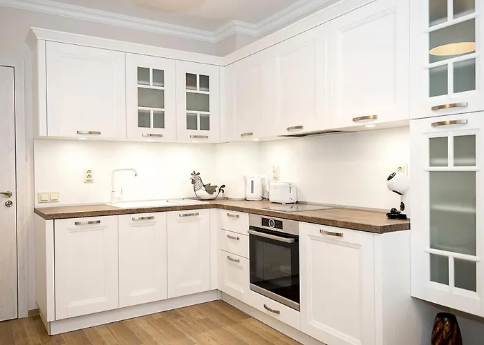 Stylish 1br Steps From Sea Garden I By Flat Mаnager דירה וארנה